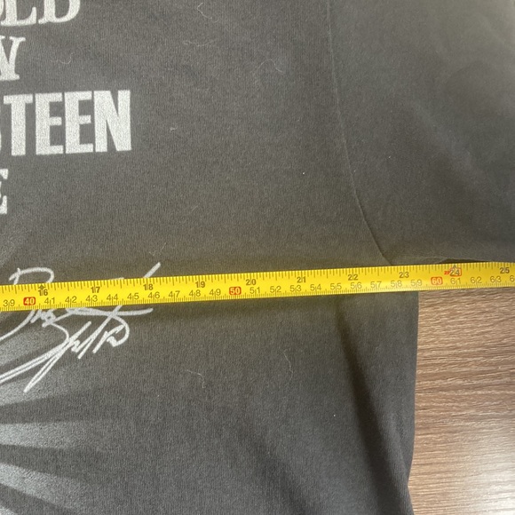 Unisex EUC XL Delta Black “Yes I’m Old …Bruce Springsteen” Shirt - Picture 5 of 7